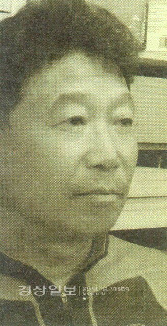 이우덕 목공예전, 주부 마음 사로잡을 자연미 넘치는 목가구