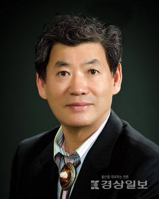 ▲ 소금 연구자인 문홍일(사진) 울산대학교 산업대학원 겸임교수