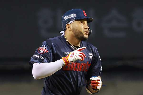 KBO 베네수엘라 선수들, 하늘길 막혀 이동 ‘비상’