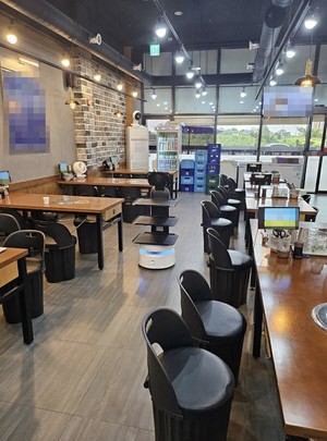 ㈜이오스시스템, 홀, 주방 등 외식업 자동화 솔루션 테스트 매장 시범운영 - 뉴스 썸네일 이미지