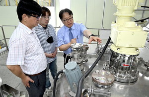 [지역기업 기살리기 프로젝트]'꿈의 전지' 전고체배터리 핵심물질 맞춤... - 뉴스 썸네일 이미지