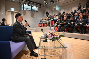 이채필 전 고용부 장관 북콘서트 - 뉴스 썸네일 이미지